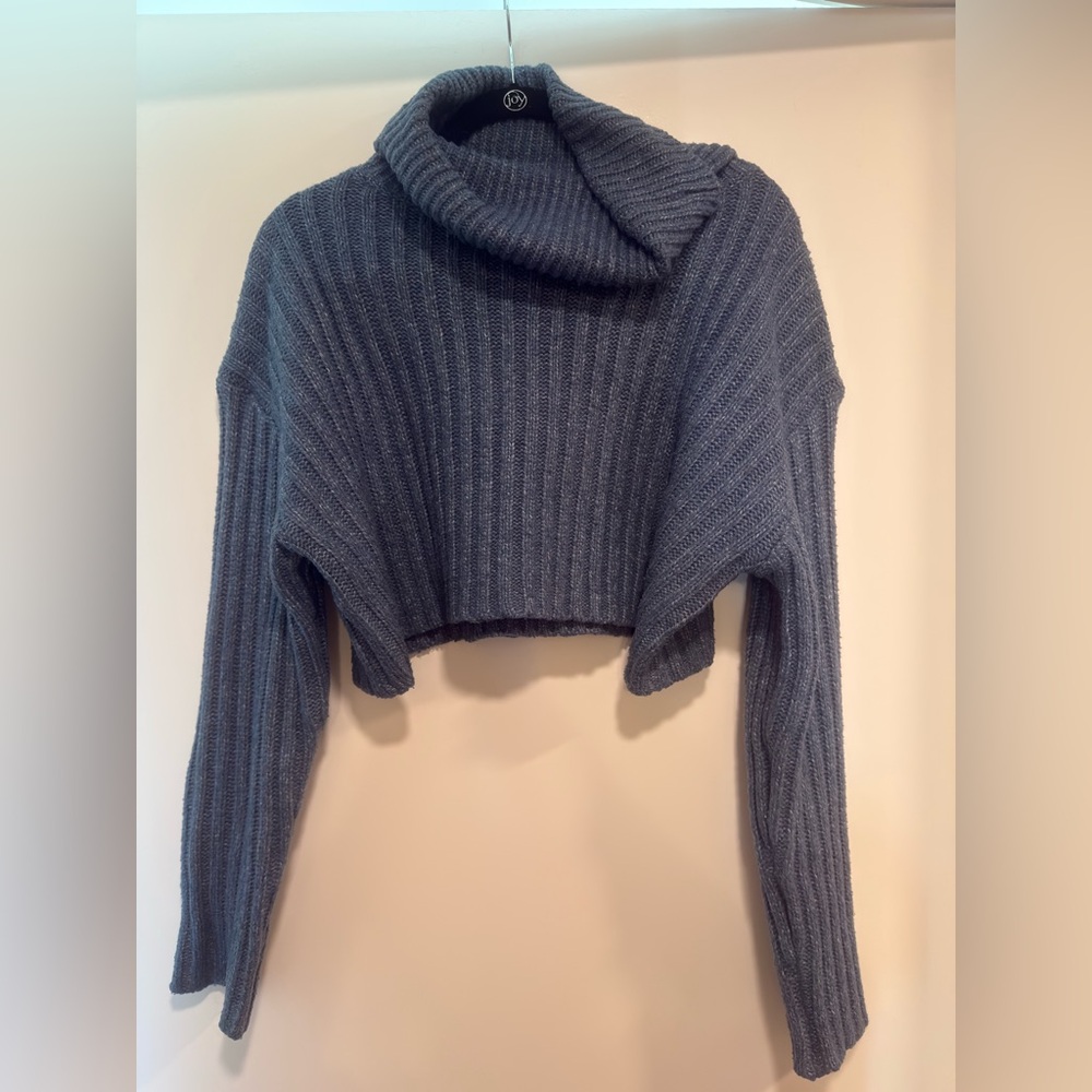 Cozy Cropped Blue Ribbed Turtleneck Sweater